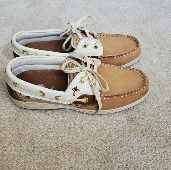 Margaritaville Womens Tan and White Boat Shoes with Moccasin Stitching. Size 8 - Picture 2 of 11